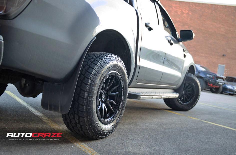 FORD RANGER REBEL MATTE BLACK